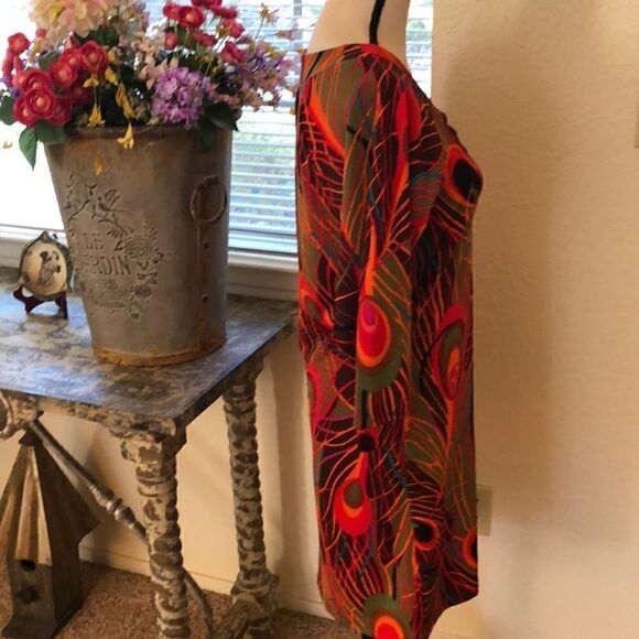 Tracy Negoshian Green and Orange Three Quarter Sleeve Shift Dress - Picture 2 of 8